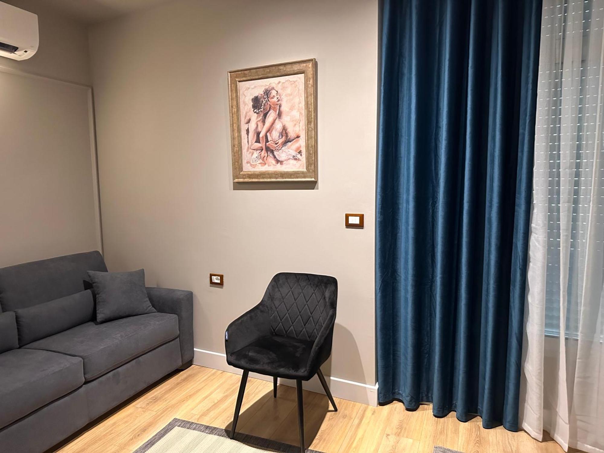Maxi Wellness Apartment Vlore