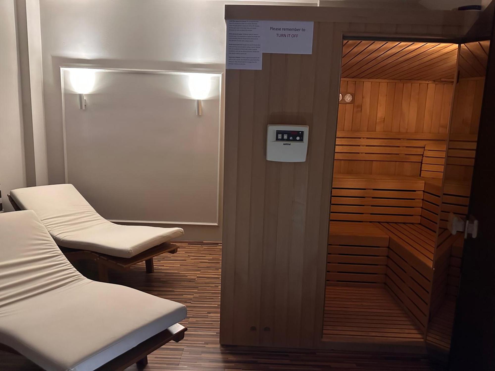 Maxi Wellness Apartment